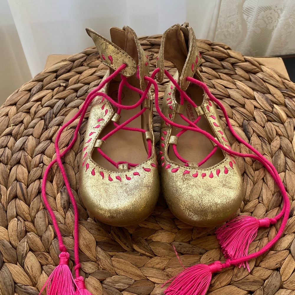 Gold kids shoe